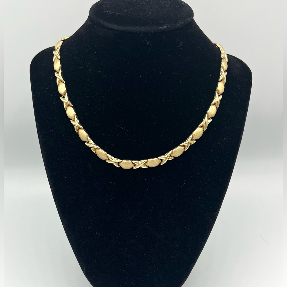 14K Yellow Gold “X”s and “O”s Necklace. Italy. 17”, 20 grams.